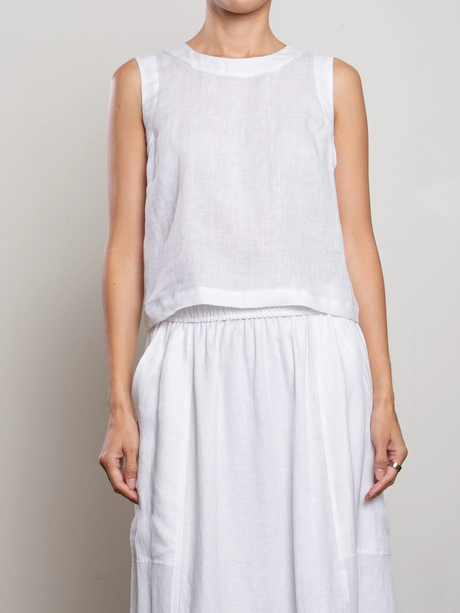 Sleeveless Tops
